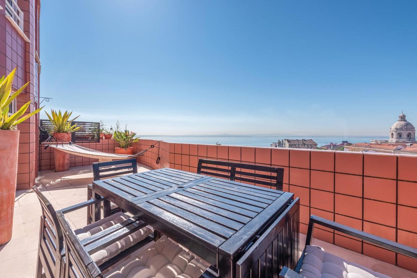 Guestready - Bella Vistas Apartment Lisbon Bagian luar foto